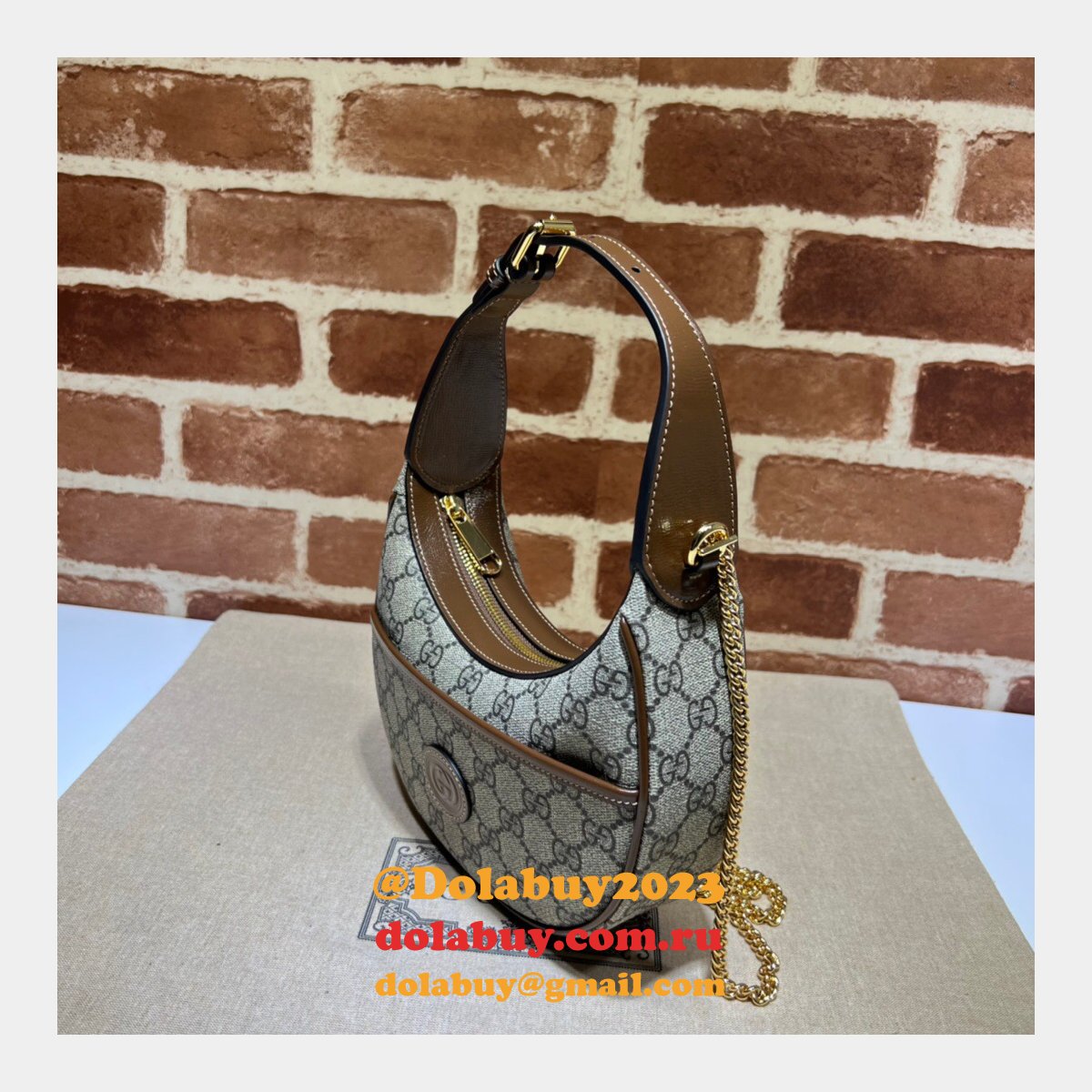 G*u*i replica designer interlocking g half-moon-shaped 726843 bag