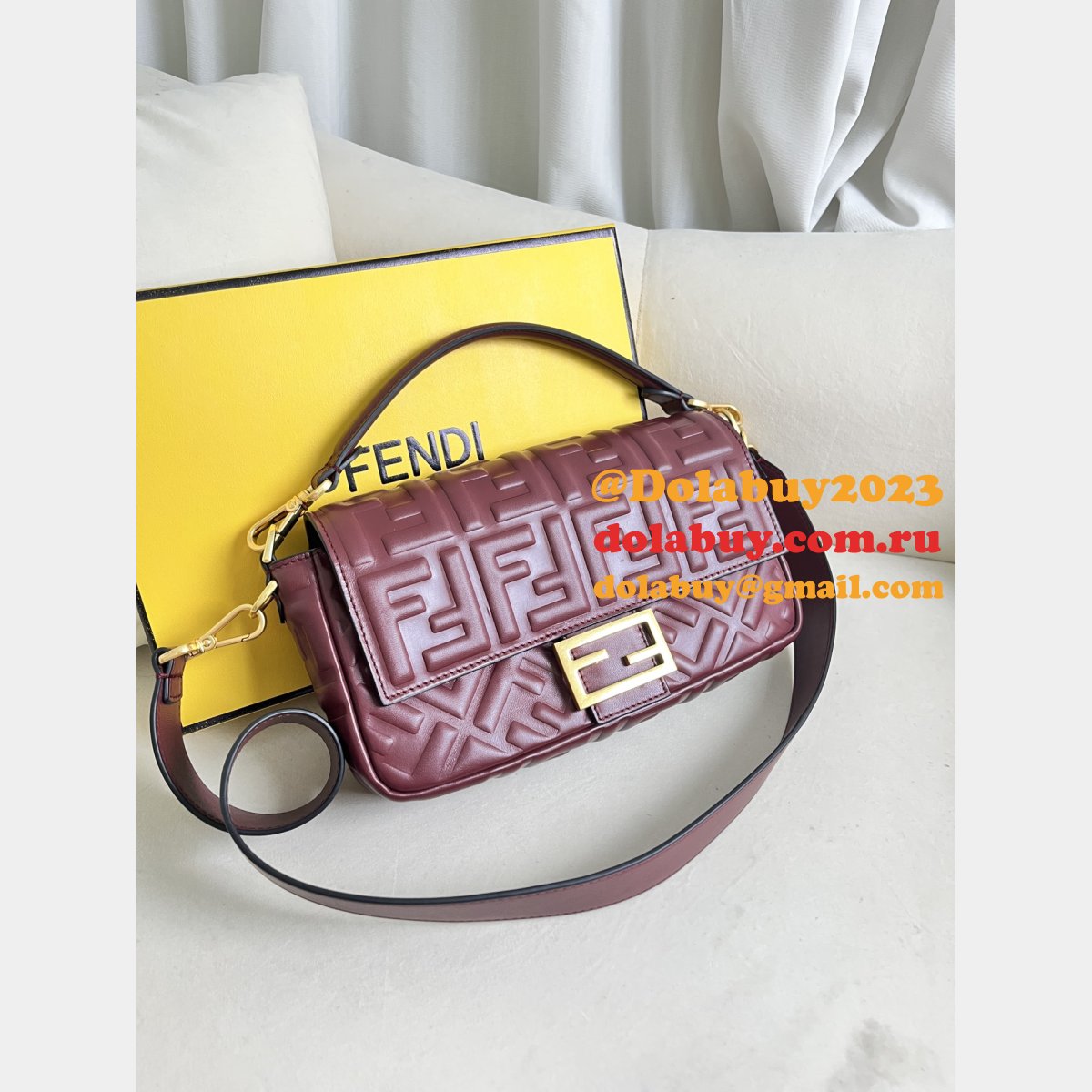 7 star F**di iconic baguette medium bag 211