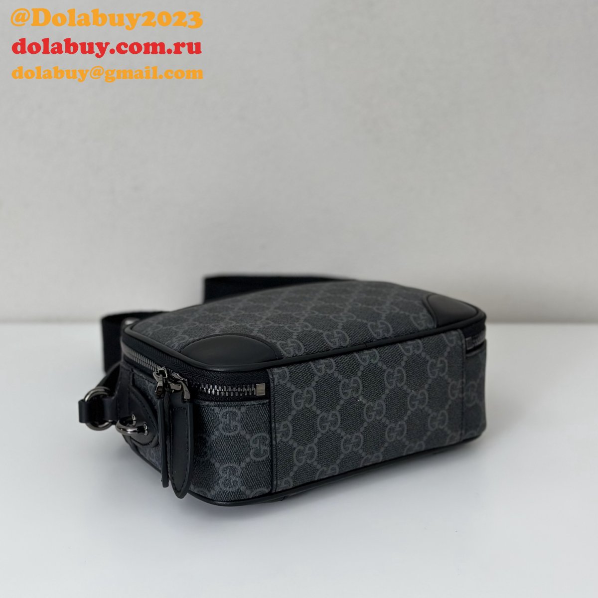 G*u*i gg emblem super mini 821217 designer replica bag
