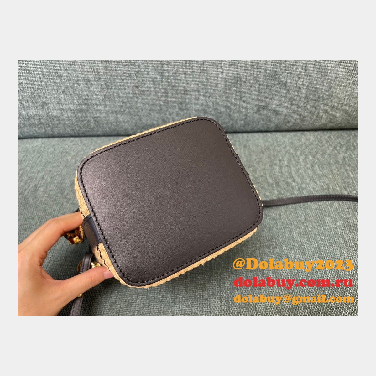 best top F**di mini bucket replicas bag