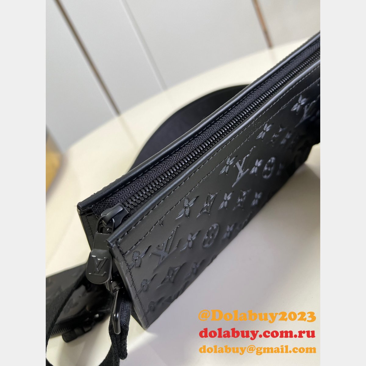 Louis Vuitton Replica Mens Fashion Gaston Wearable Wallet G65 M81115 Black