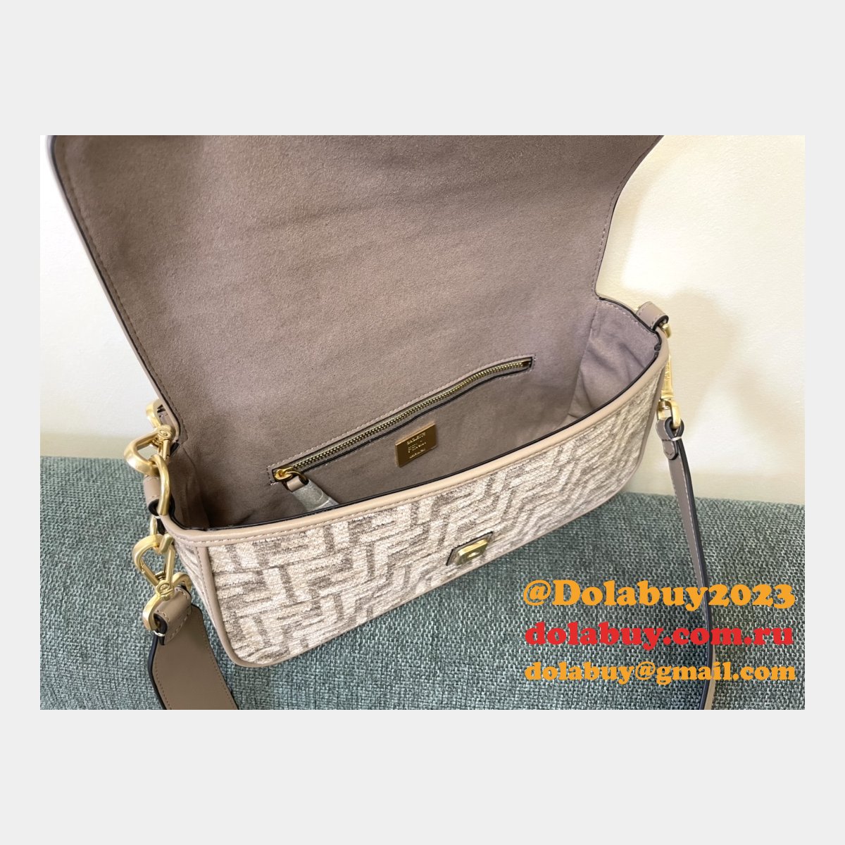 F**di baguette luxury replica iconic 8579 every designer