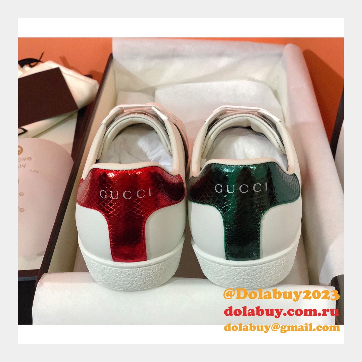 G*u*i ace sneaker with bee