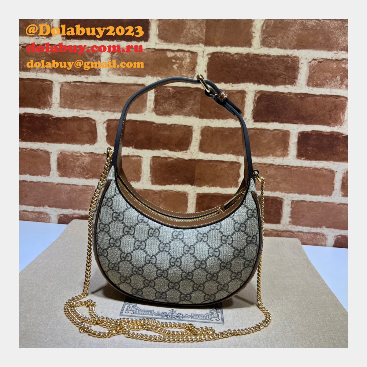 G*u*i replica designer interlocking g half-moon-shaped 726843 bag