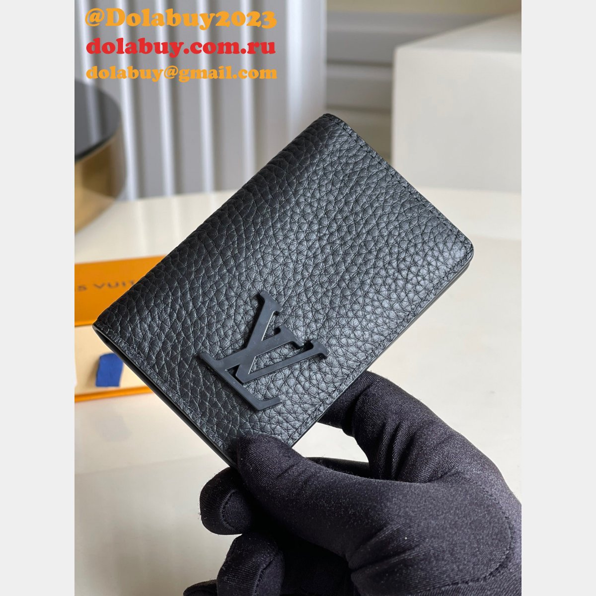 Louis Vuitton Pocket Organizer H26 M69979 Black Small Leather